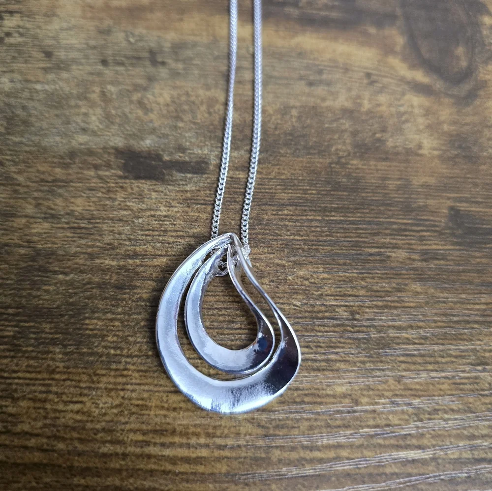 silver tone